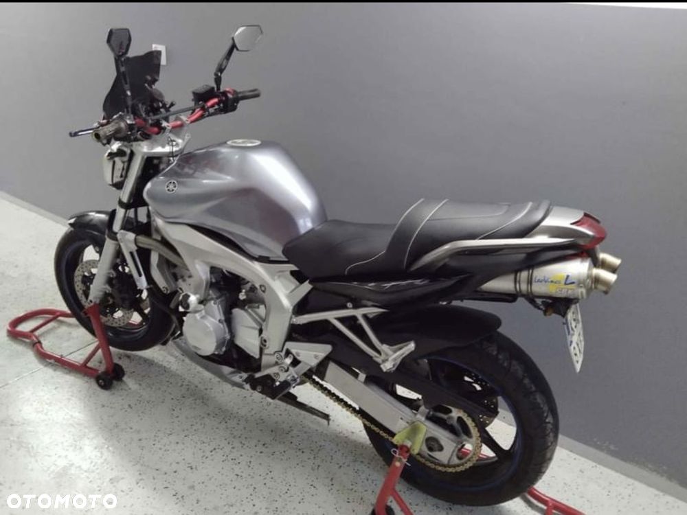 Yamaha FZ6 - 7