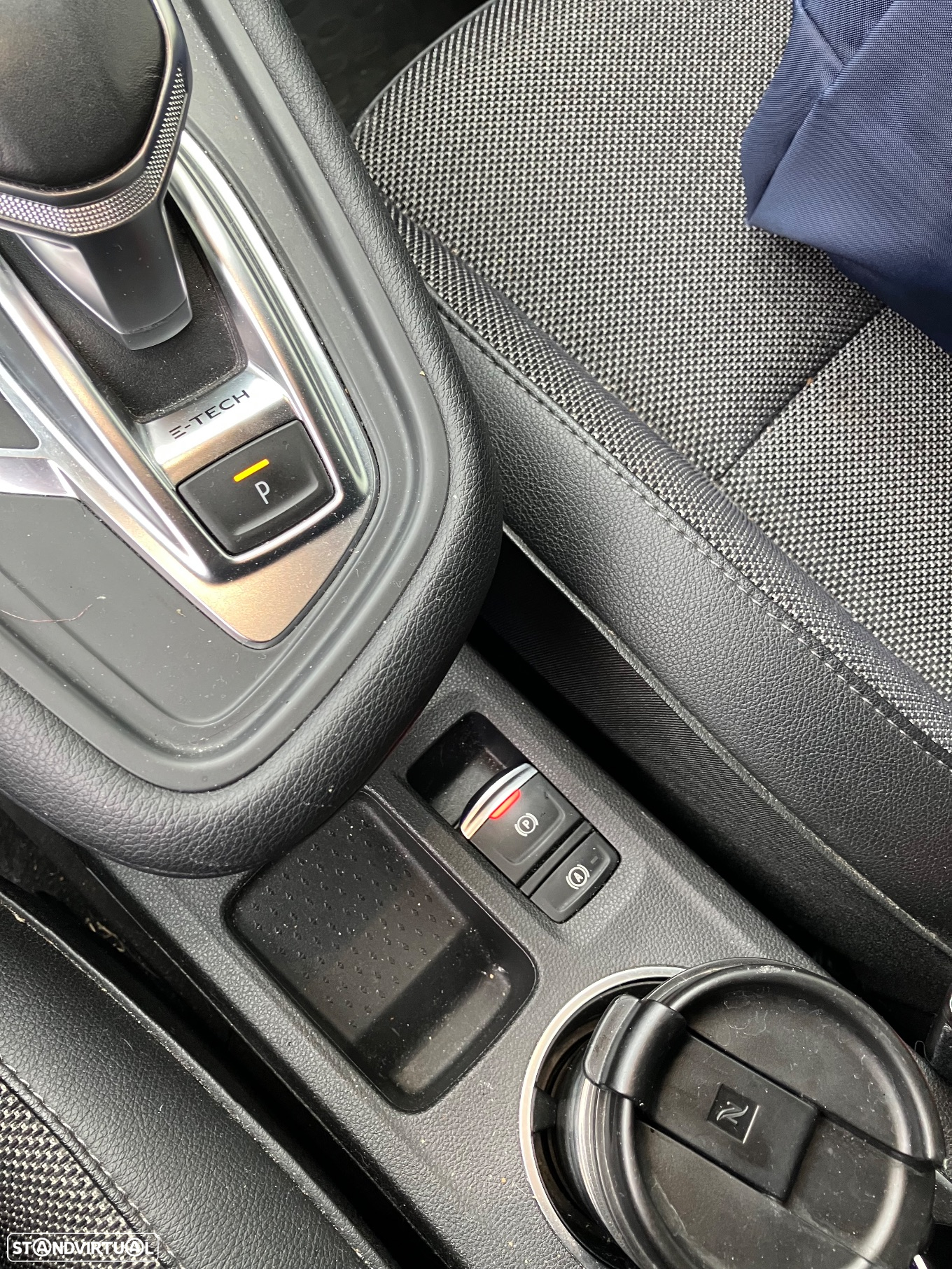 Renault Captur 1.6 E-Tech Full Hybrid Techno - 4