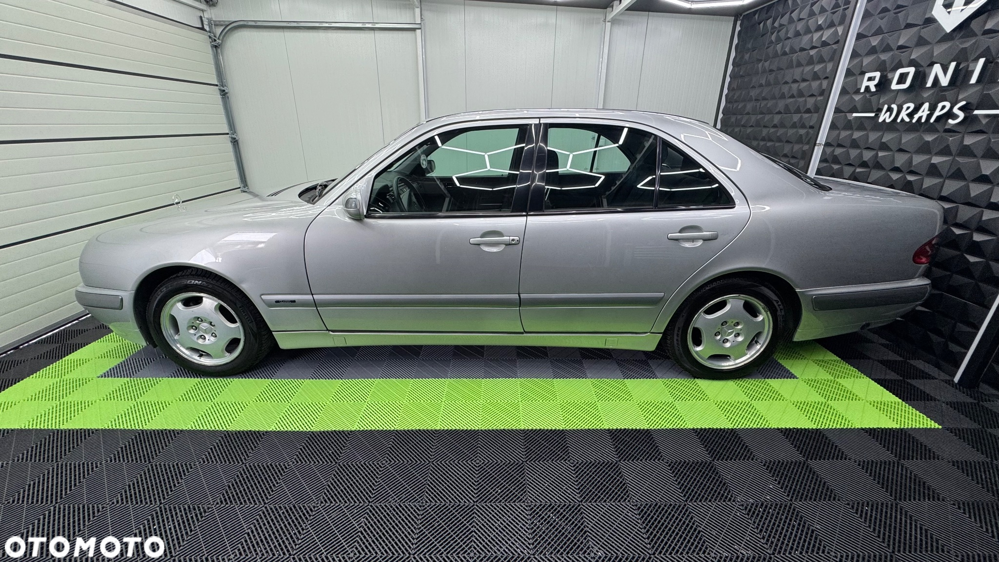 Mercedes-Benz Klasa E 200 Kompressor Classic - 2