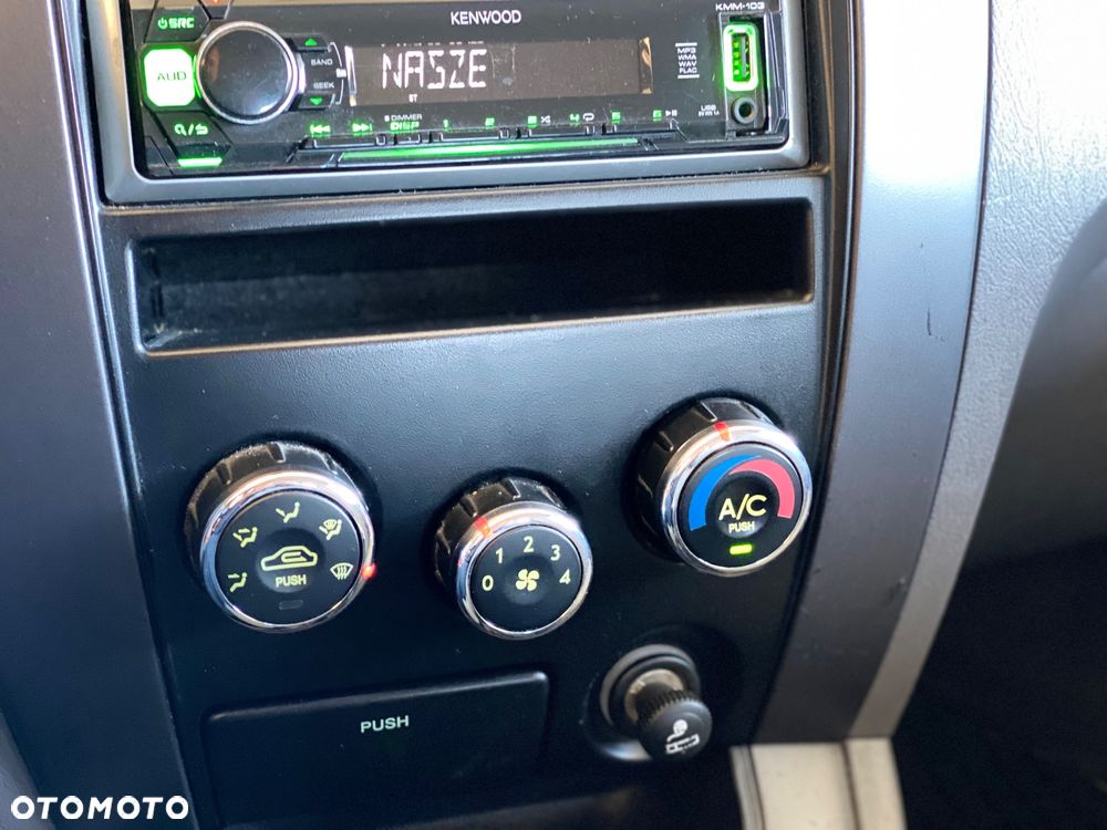 Hyundai Tucson 2.0 Comfort 2WD - 27