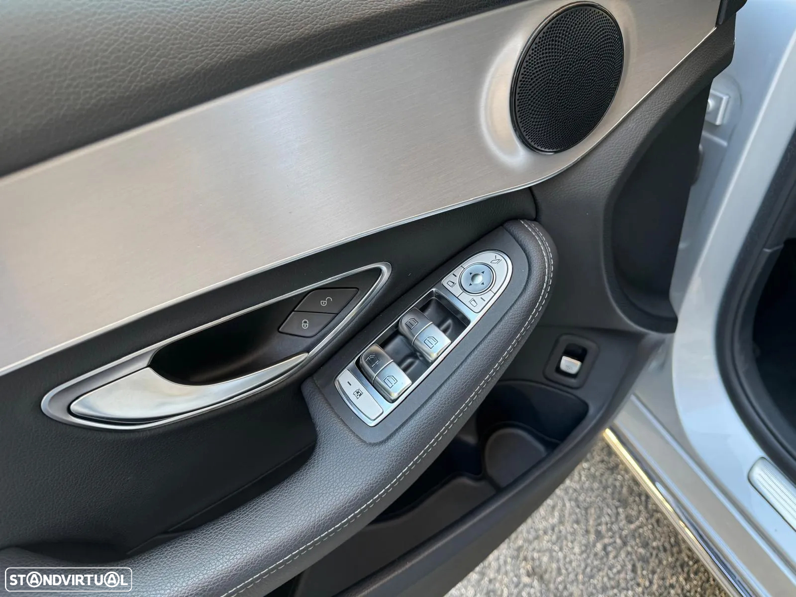 Mercedes-Benz C 300 de Avantgarde - 23