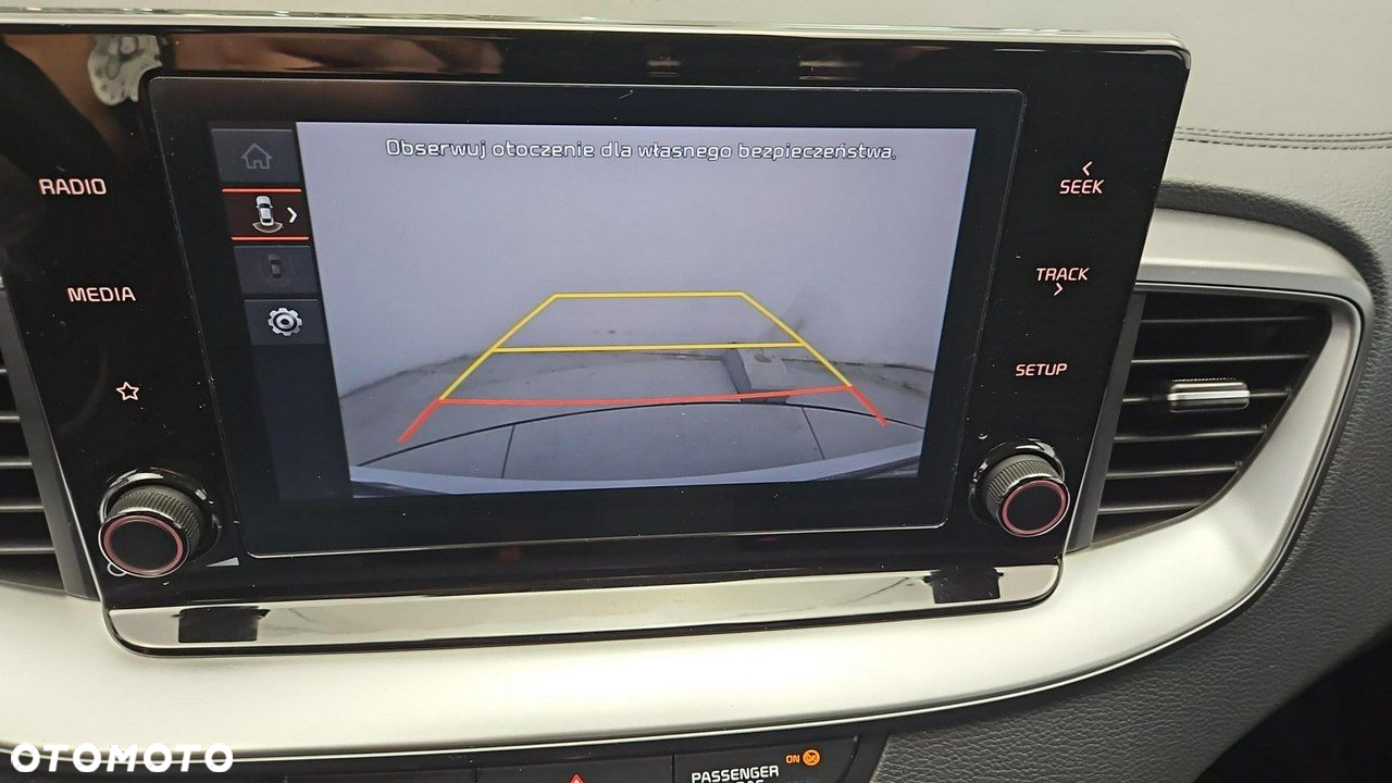 Kia Ceed 1.5 T-GDI M - 21