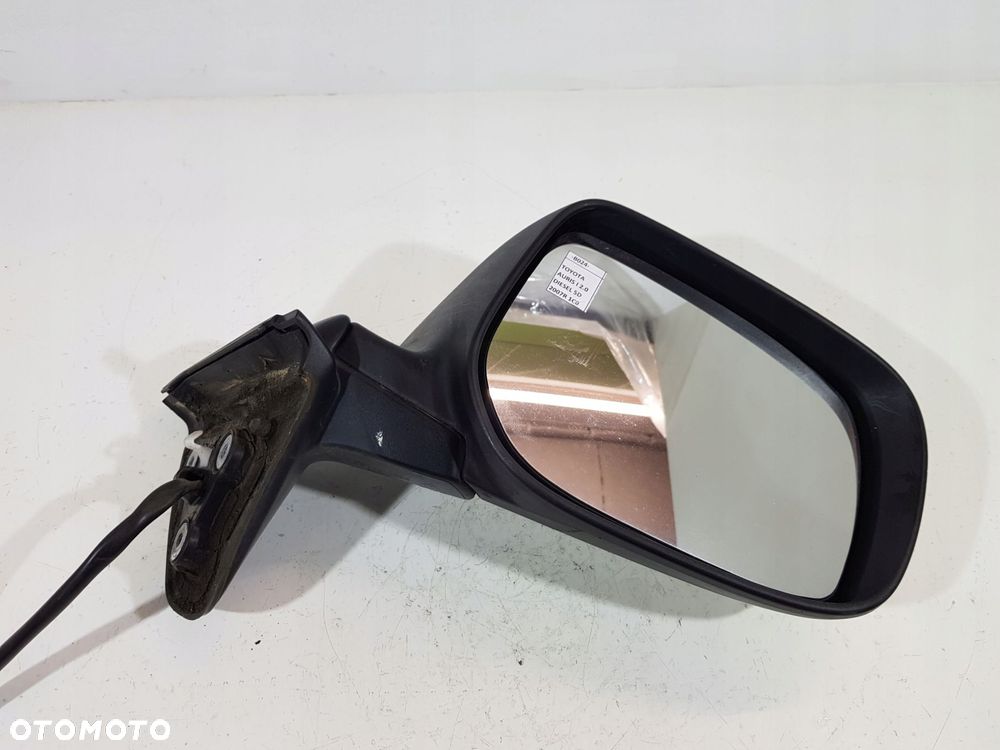 lusterko prawe toyota auris i e15 eur hb 5d 07r 1c0 5pin - 1