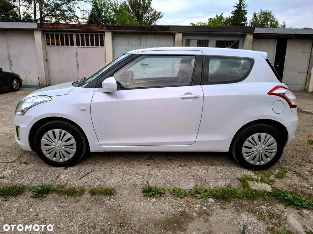 Suzuki Swift 1.2 BlackWhite - 25