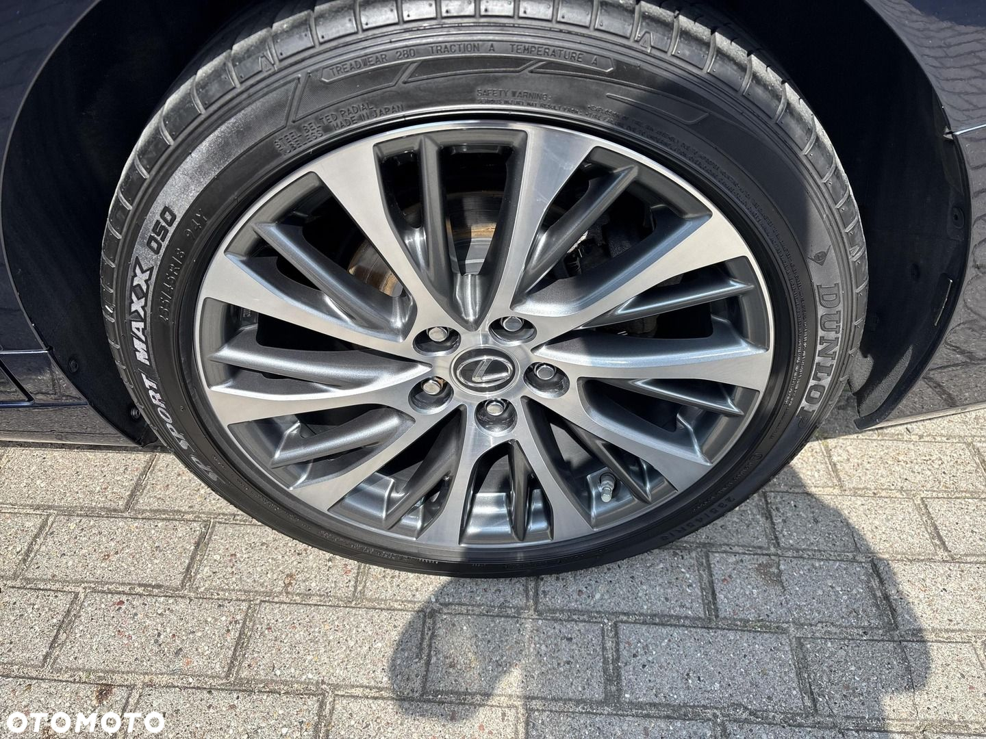 Lexus ES - 26