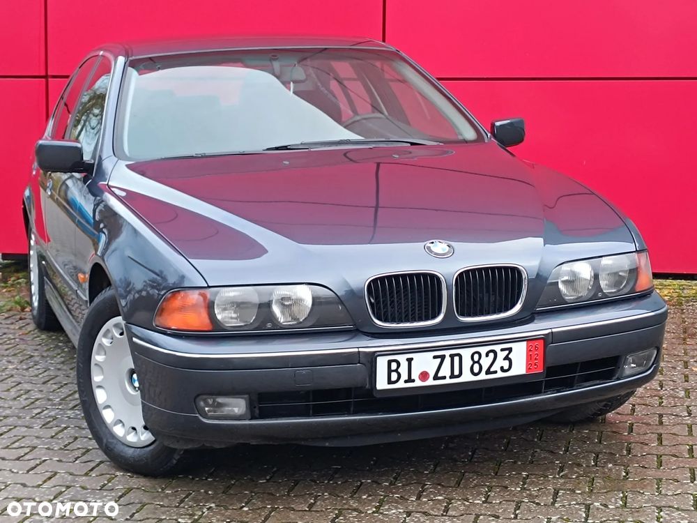 BMW Seria 5 523i - 12