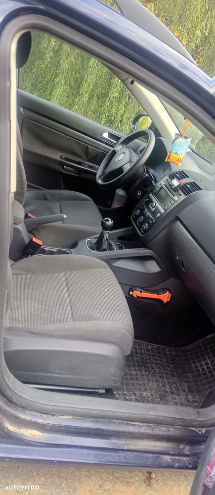 Volkswagen Golf 1.9 TDI Comfortline - 6