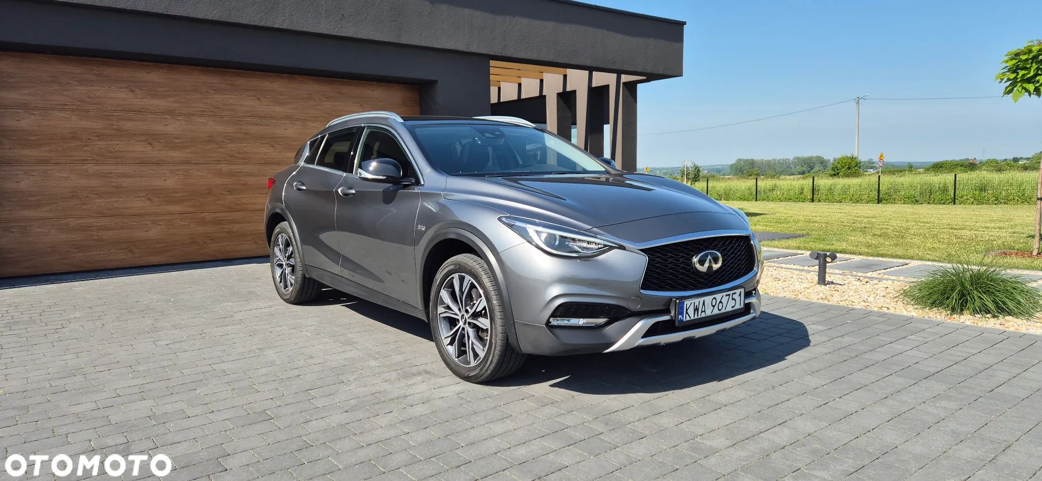 Infiniti QX30 2.2d Luxe AWD 7DCT - 1