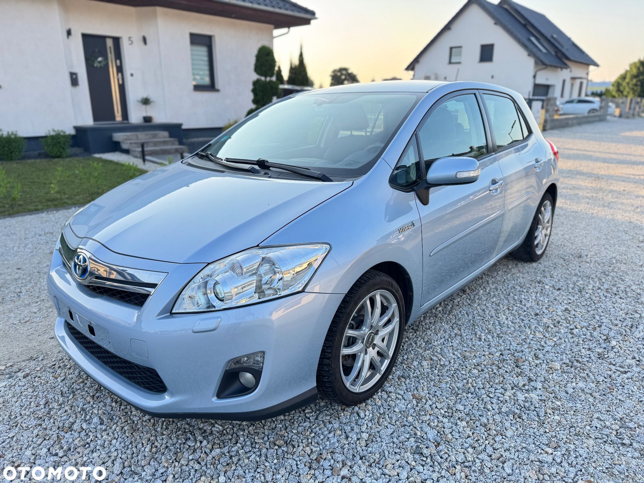 Toyota Auris 1.8 VVT-i Hybrid Automatik Life Plus - 1
