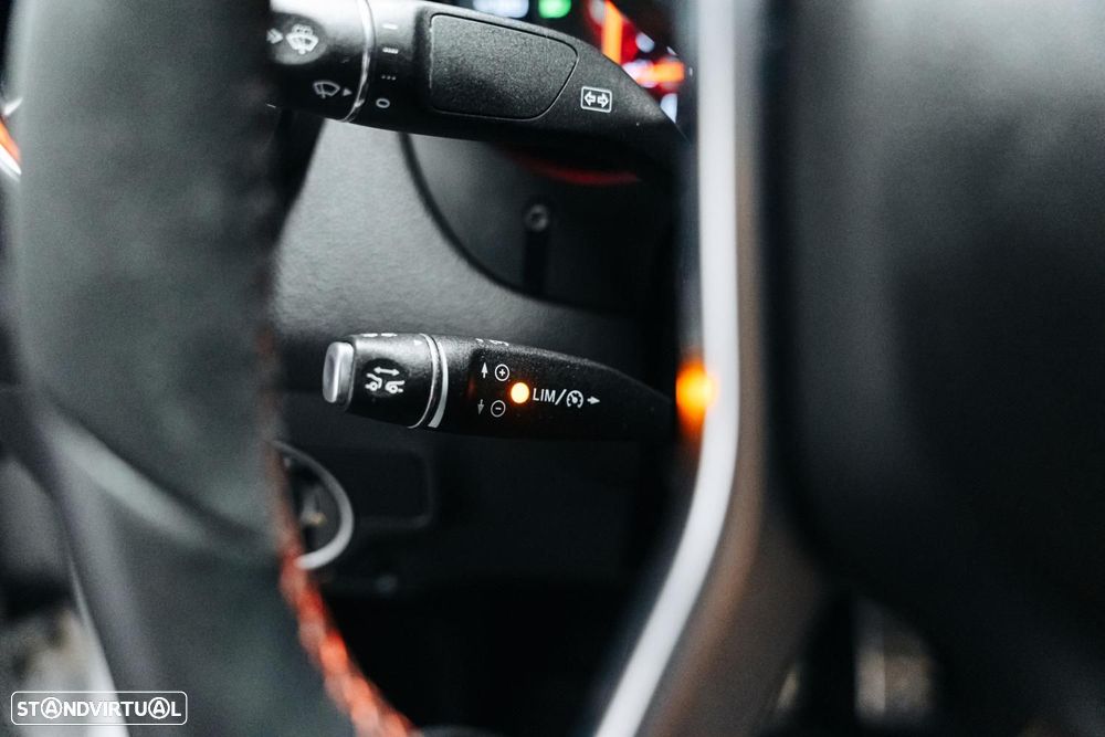 Mercedes-Benz CLA 45 AMG 4-Matic - 28