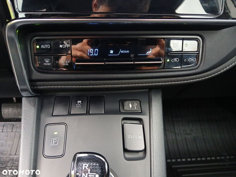 Toyota Auris Hybrid 135 Premium - 34
