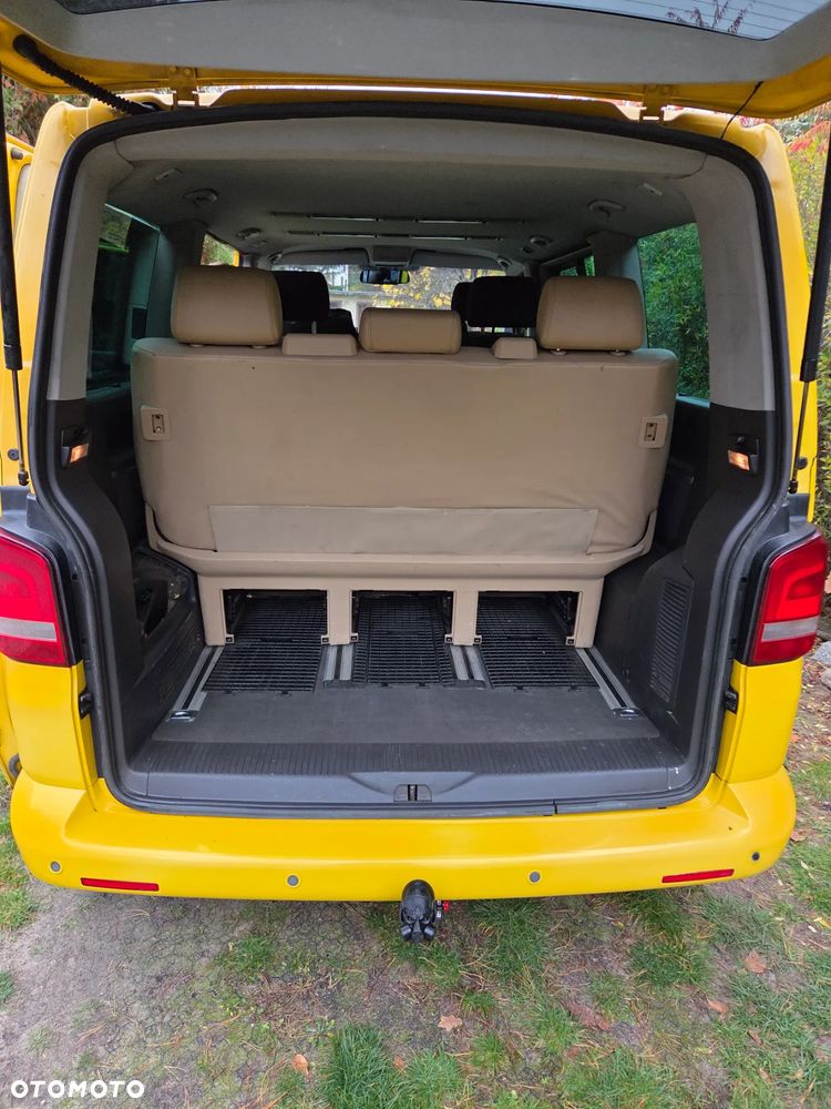 Volkswagen Multivan - 19