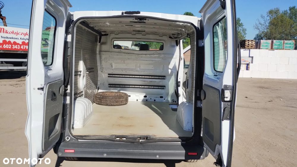 Renault Trafic - 13