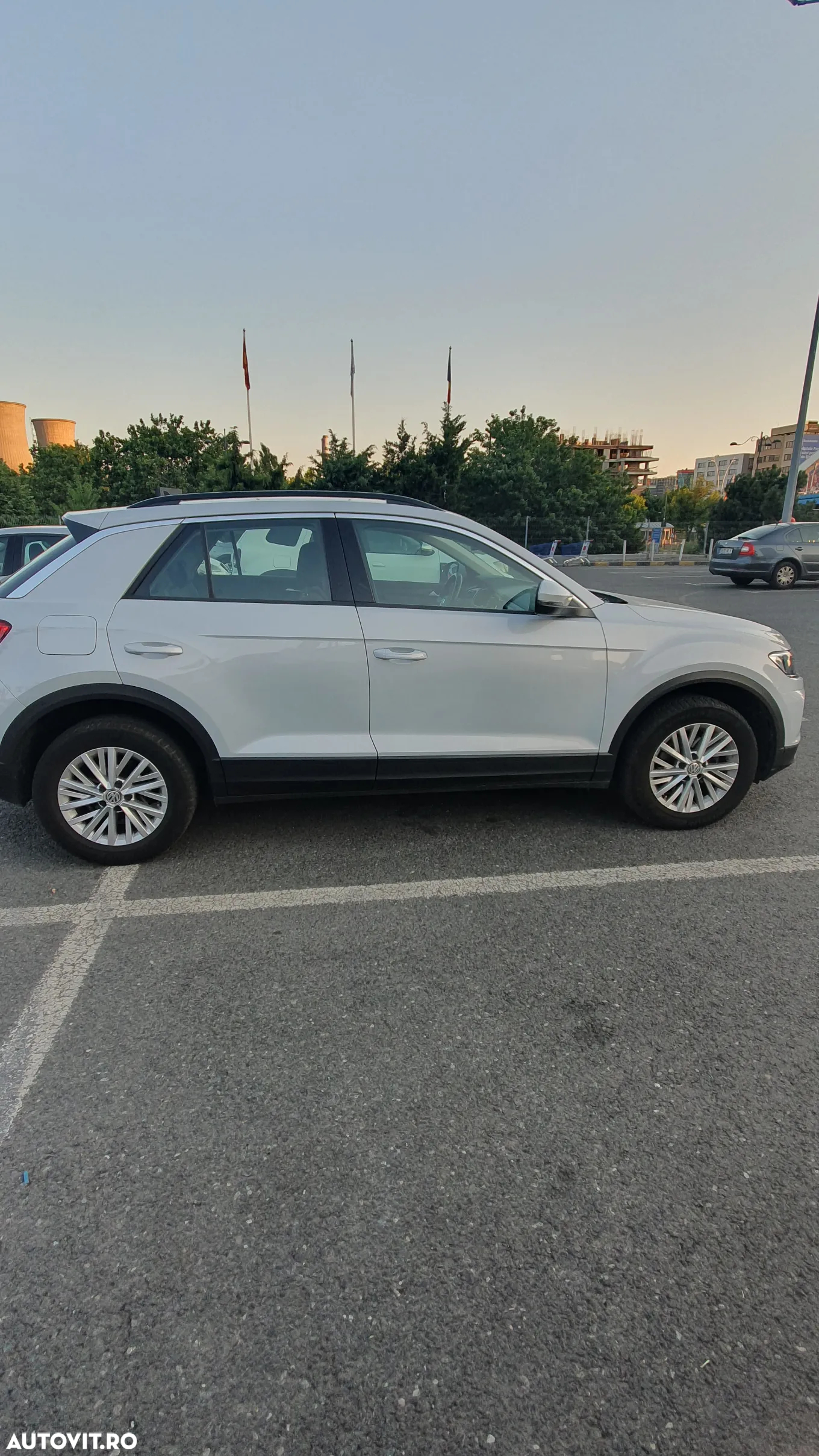 Volkswagen T-ROC 1.6 TDI Base - 7