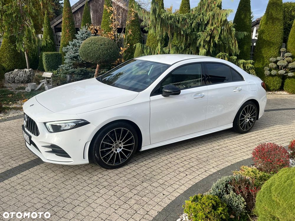 Mercedes-Benz Klasa A 200 AMG Line 7G-DCT - 3