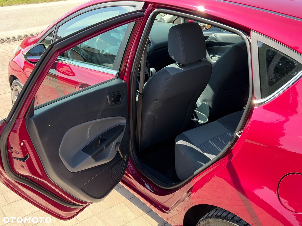 Ford Fiesta 1.25 SYNC Edition - 24
