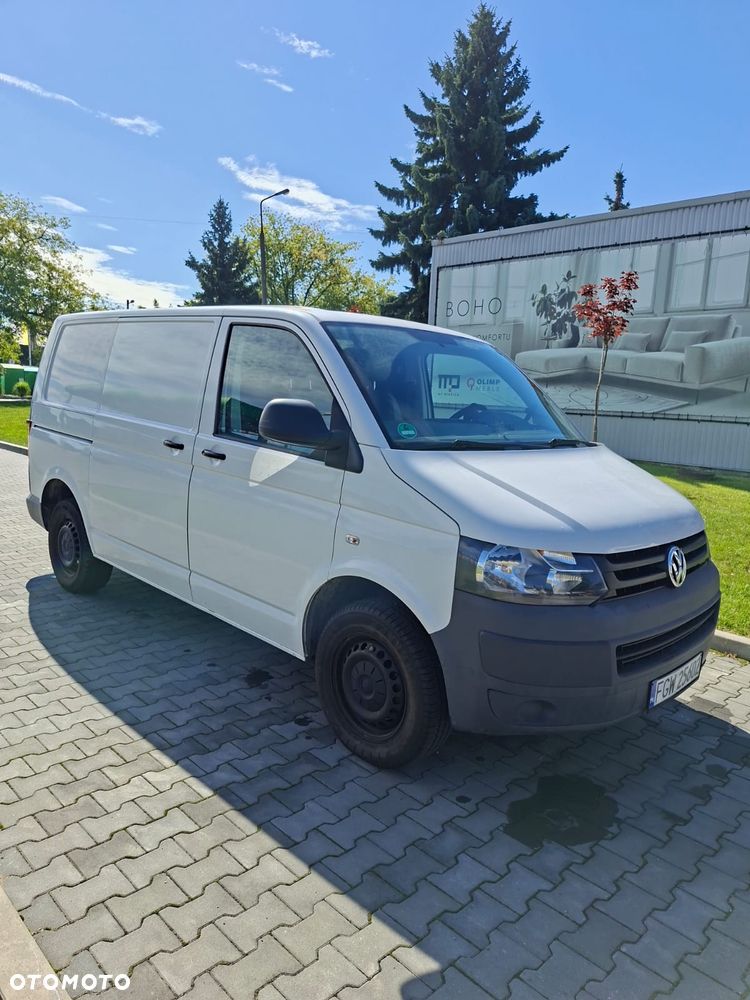 Volkswagen Transporter T5 - 2