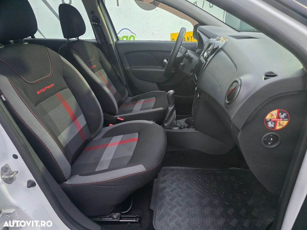 Dacia Logan MCV Blue dCi 95 Stepway - 6