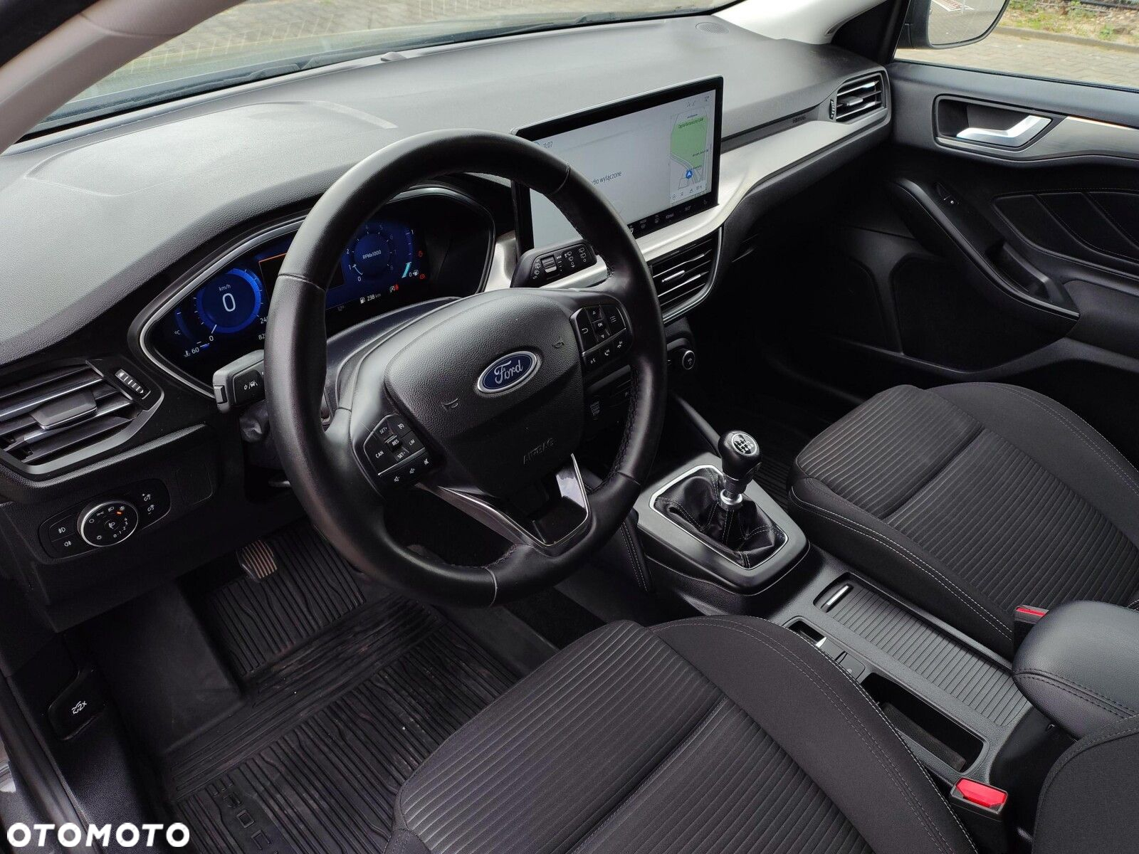 Ford Focus - 9