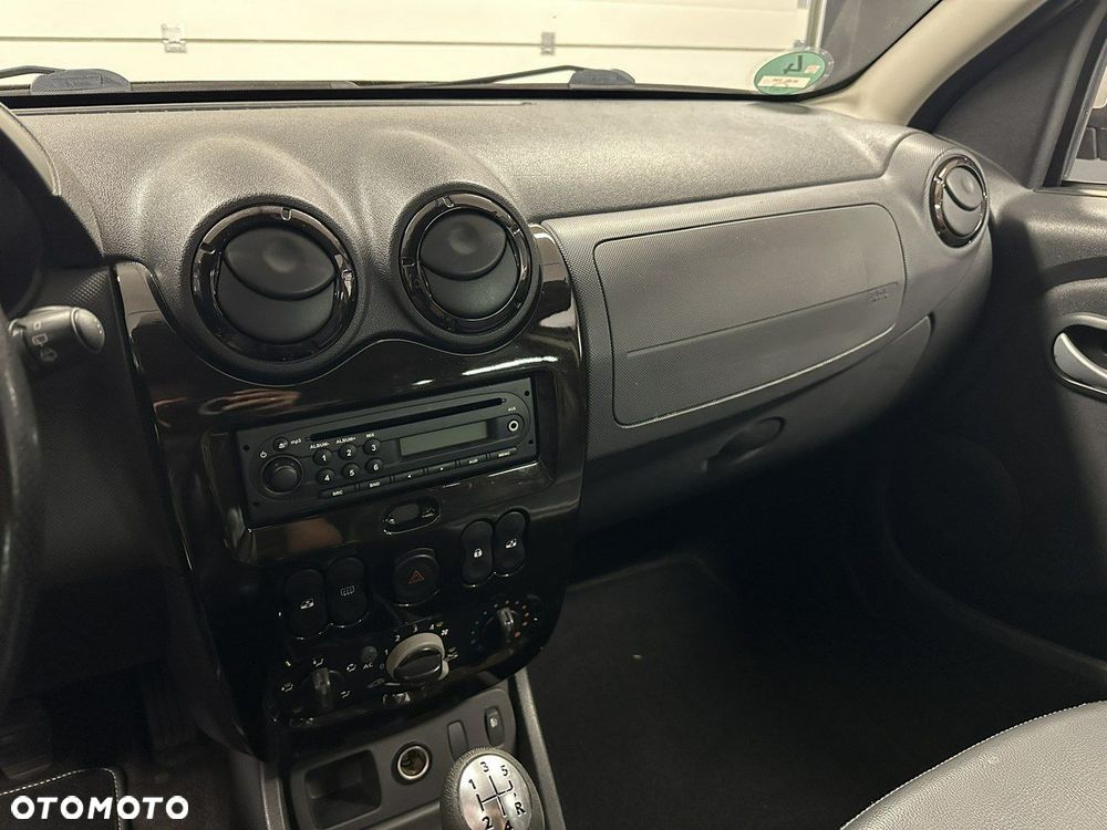 Dacia Duster 1.6 - 11