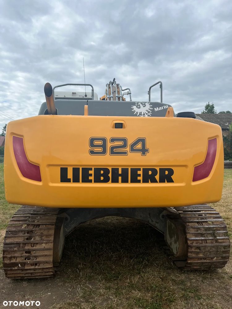 Liebherr R924LC - 1
