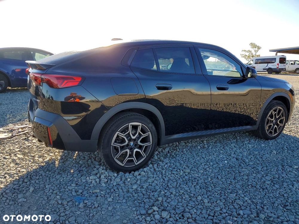 BMW X2 - 4