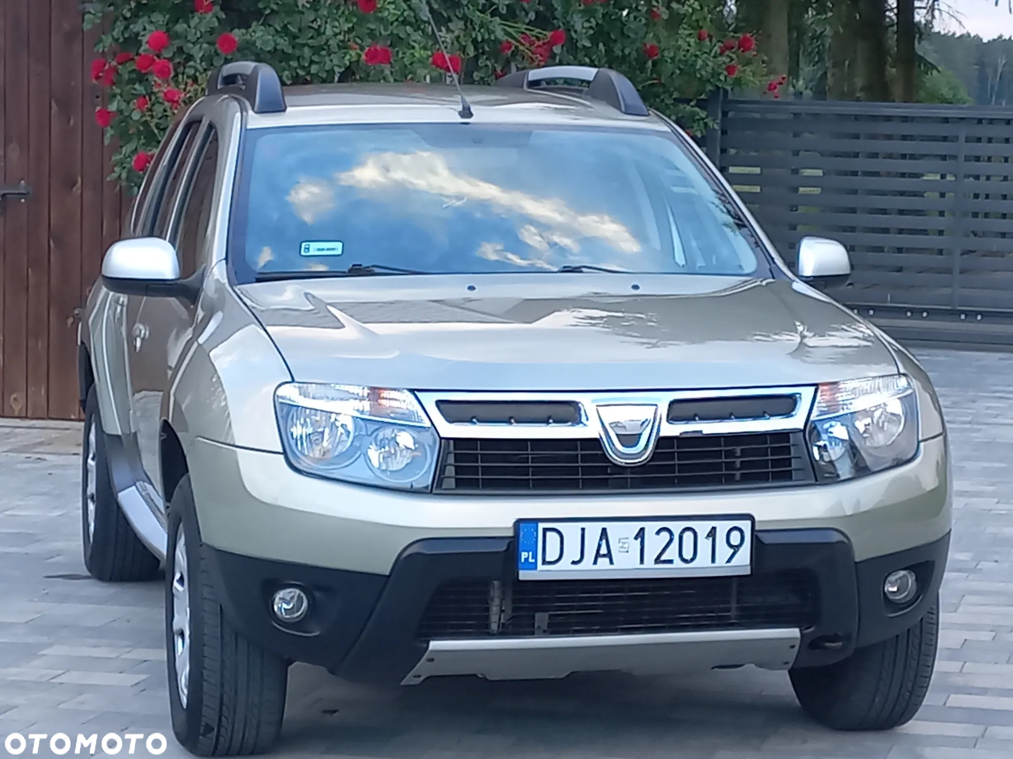 Dacia Duster 1.6 Laureate 4x4 - 13