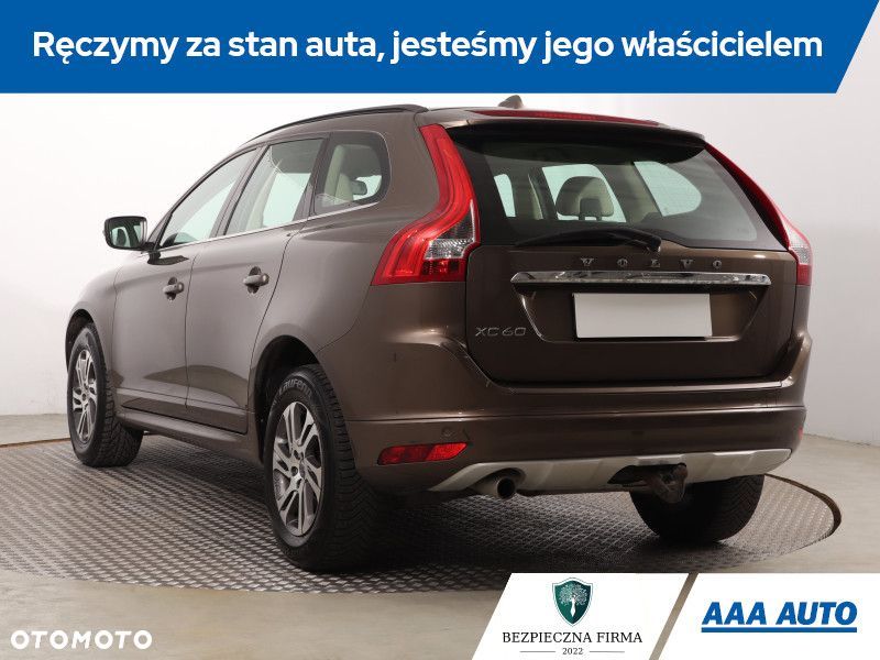 Volvo XC 60 - 6