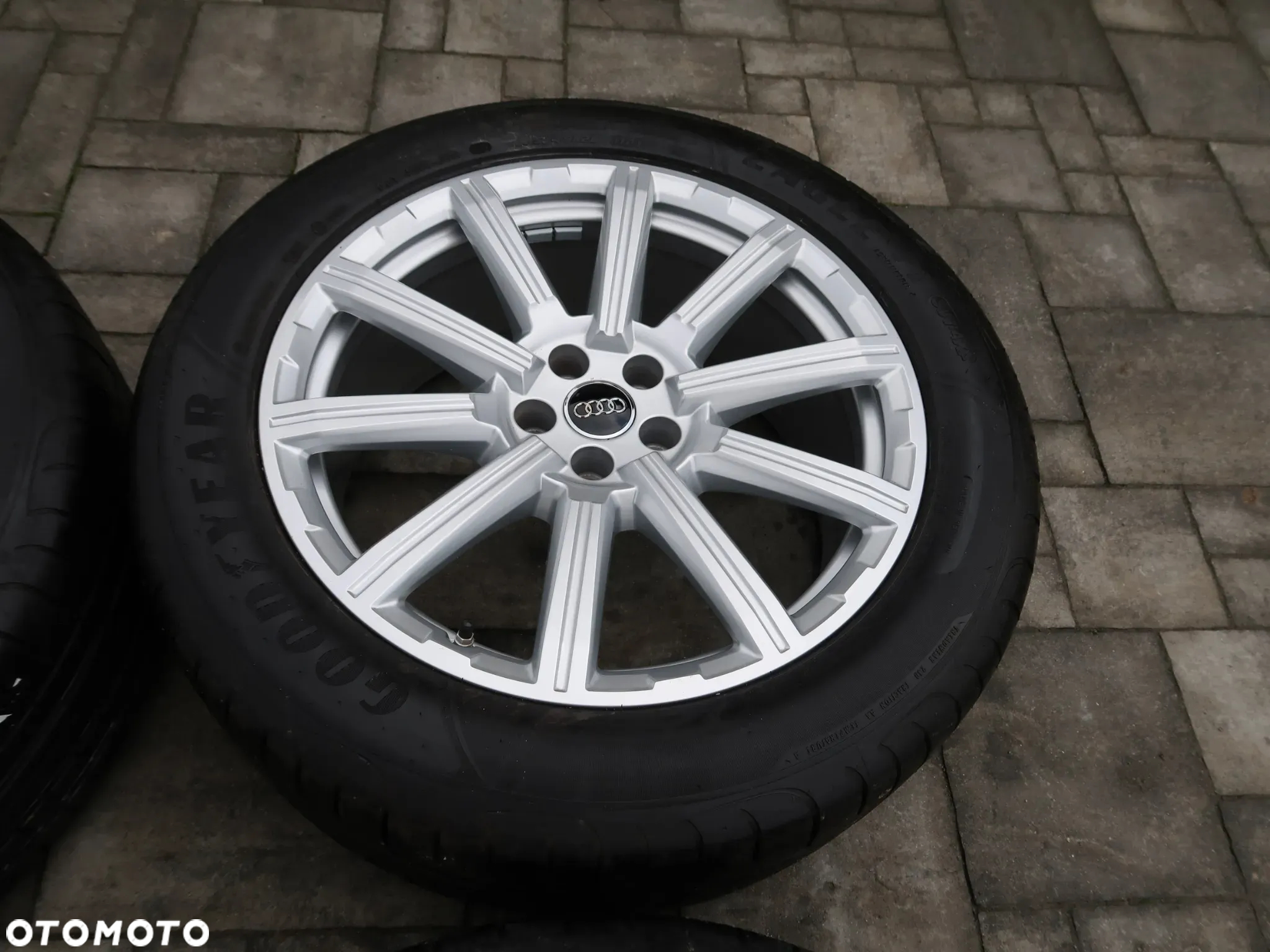 Koła letnie Audi Q7 20'' Opony Goodyear 285/45r20 - 5