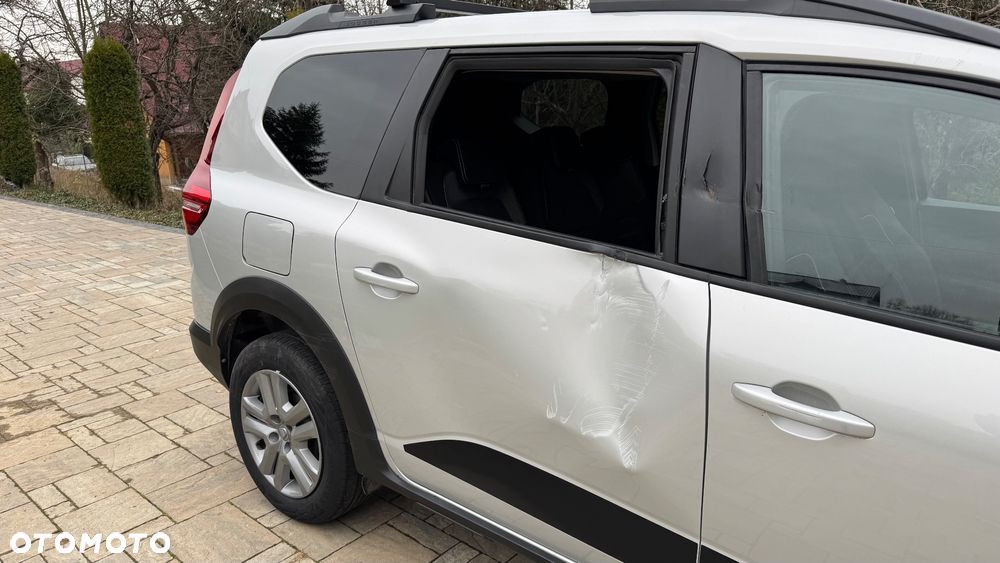 Dacia Jogger TCe 110 Comfort - 9