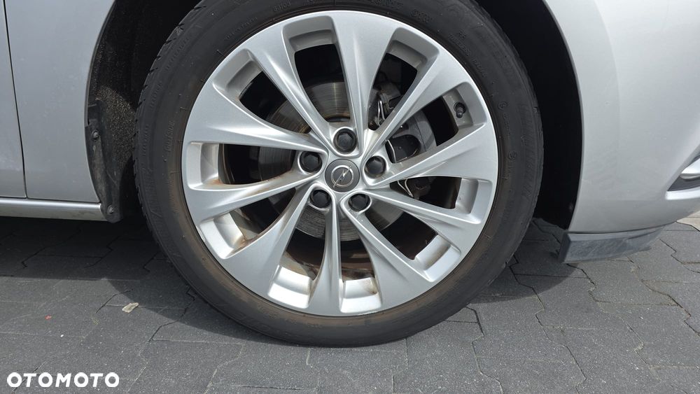 Opel Astra 1.4 T Elite - 29