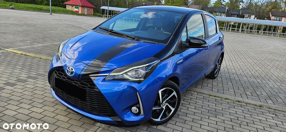 Toyota Yaris Hybrid 100 Selection Platinum - 2