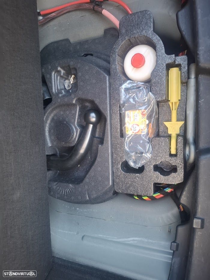 Jaguar XE 2.0 D Prestige Aut. - 49