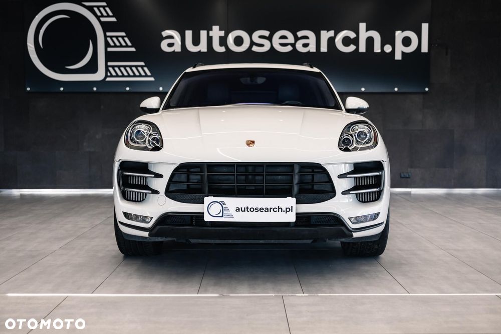 Porsche Macan Turbo - 3