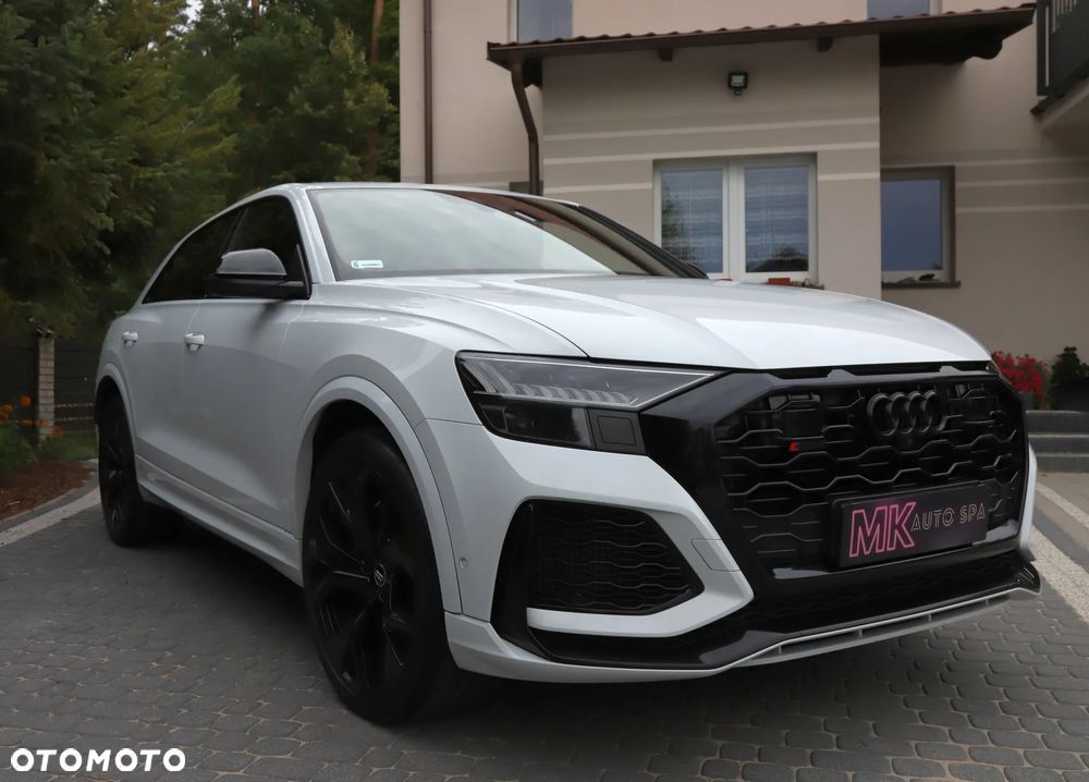 Audi RS Q8 - 2