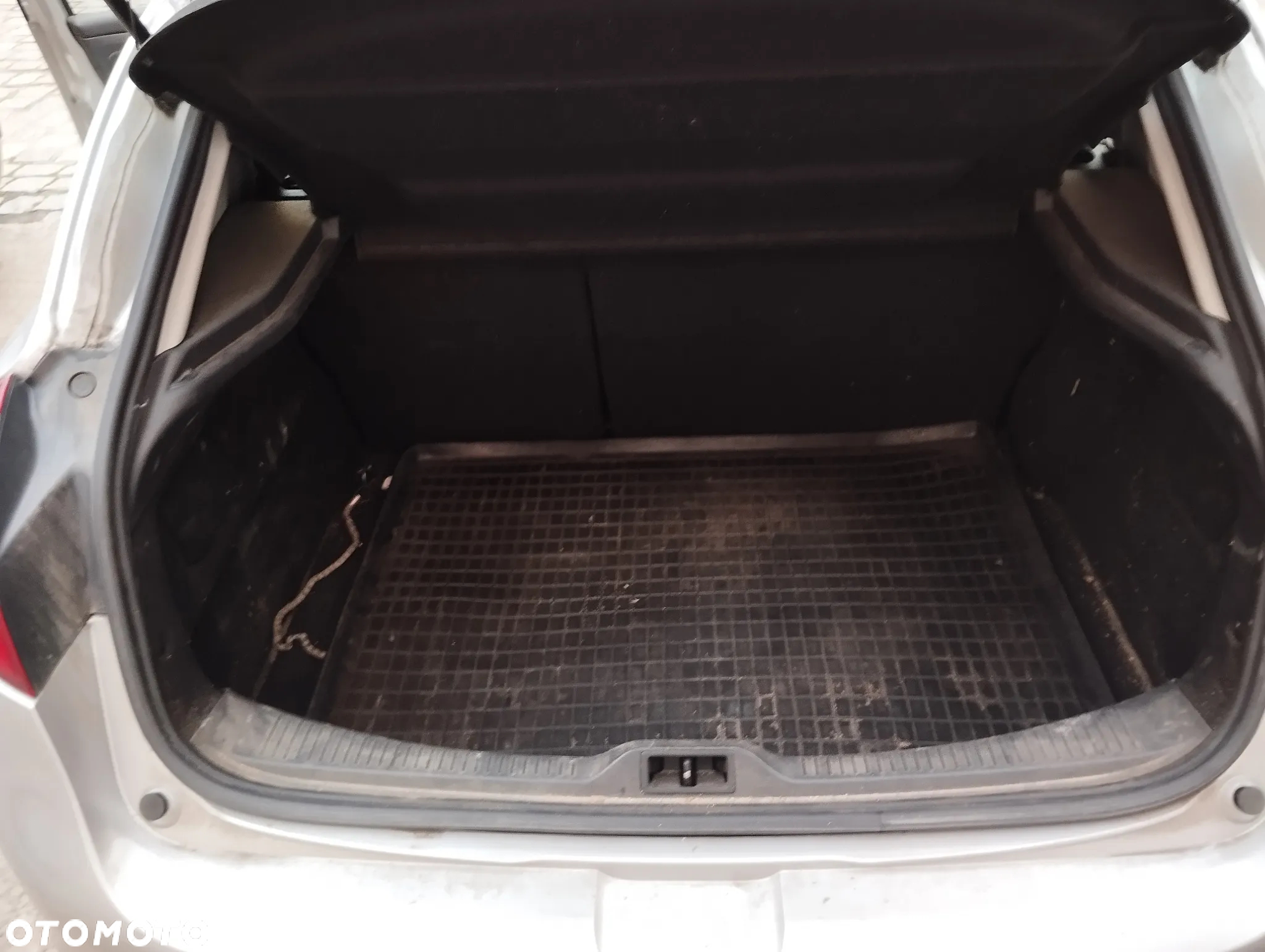 Renault Megane 1.2 16V TCe Energy Limited EU6 - 13