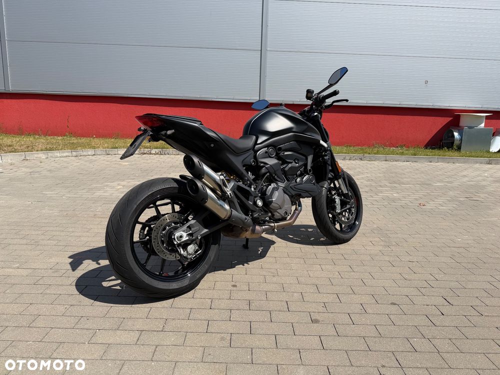 Ducati Monster - 4