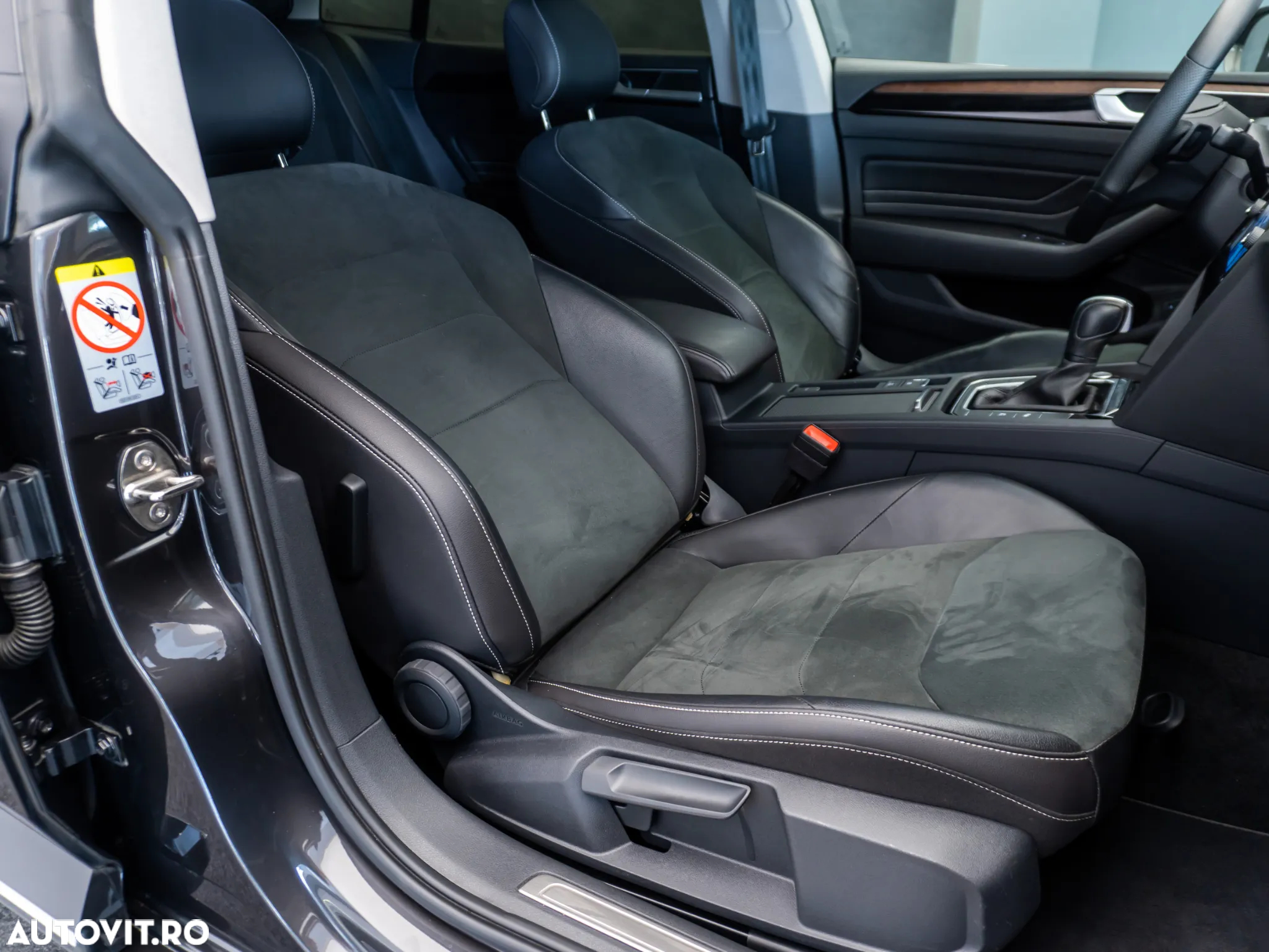 Volkswagen ARTEON 2.0 TDI DSG Elegance - 8
