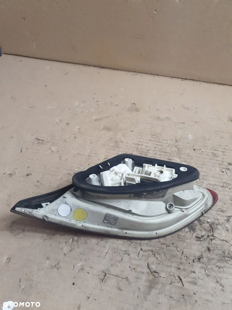 #LAMPA TYLNA LEWA OPEL ASTRA J - 3