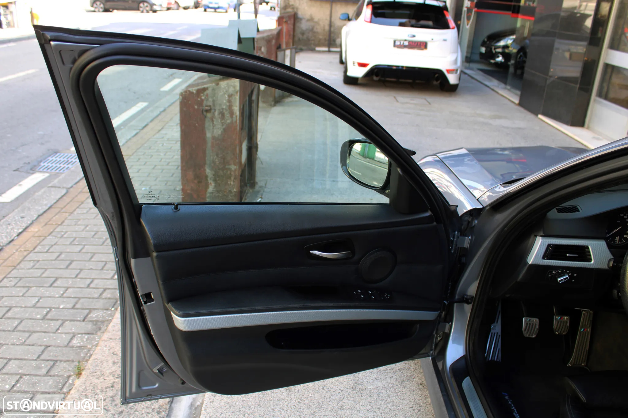 BMW 320 d xDrive - 19
