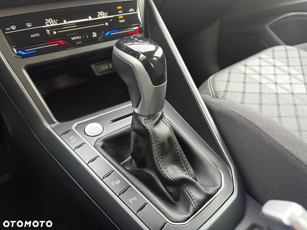 Volkswagen Polo 1.0 TSI OPF DSG R-Line - 18