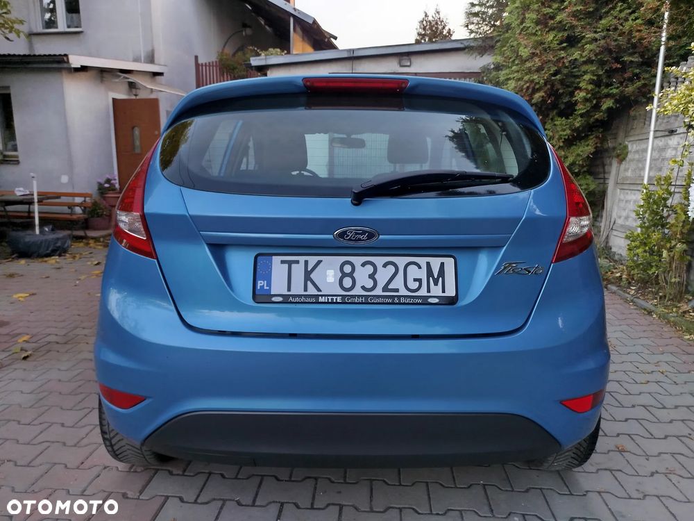 Ford Fiesta - 15