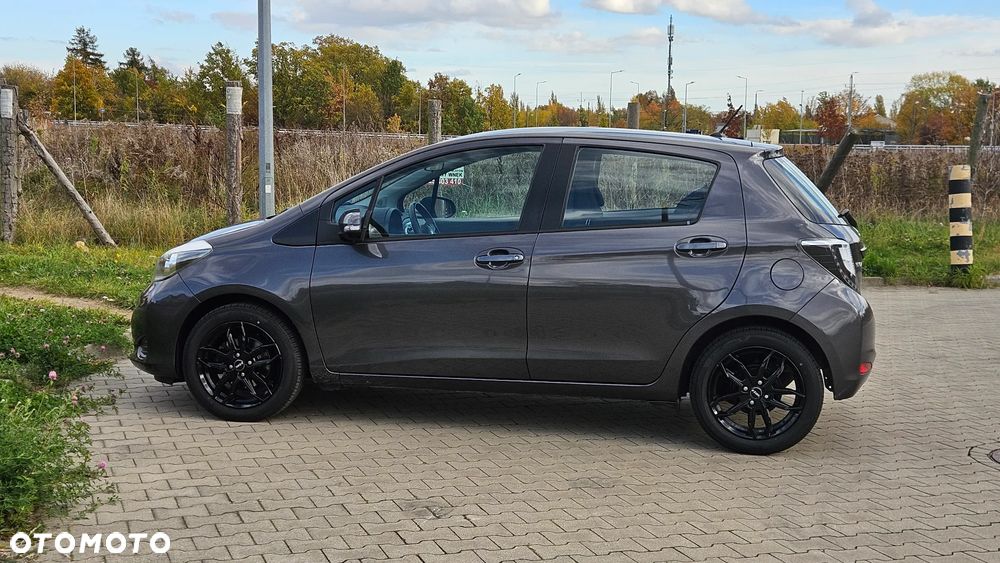 Toyota Yaris 2014 photo 4