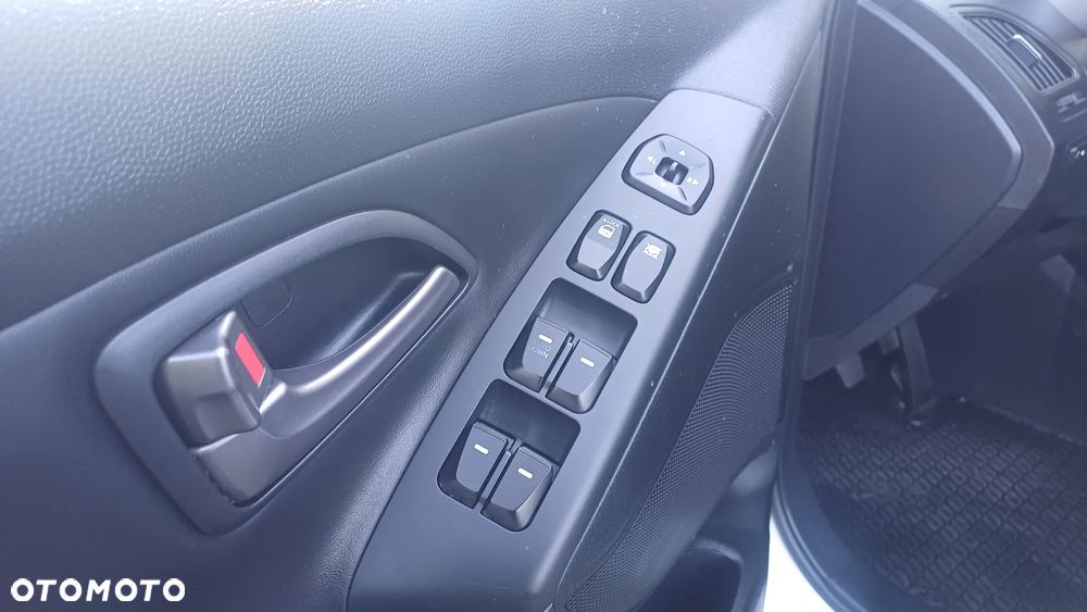 Hyundai ix35 - 10