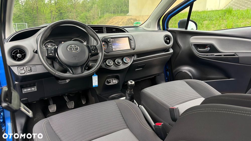 Toyota Yaris 1.0 VVT-i - 8