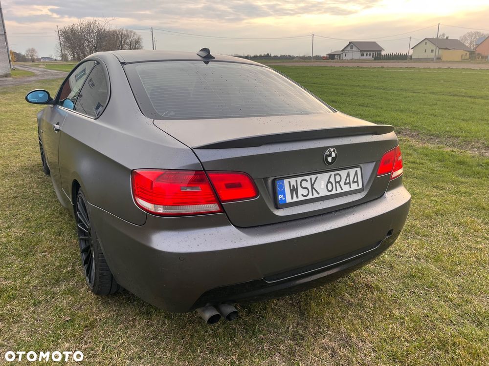 BMW Seria 3 325i - 6