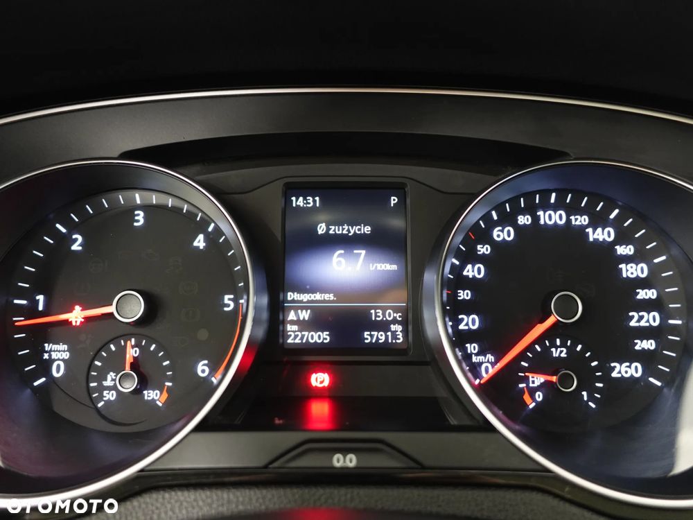 Volkswagen Passat 2.0 TDI SCR DSG Highline - 38