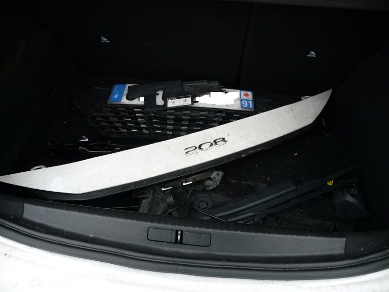 Peugeot 208 PureTech 100 EAT8 Active Pack - 20