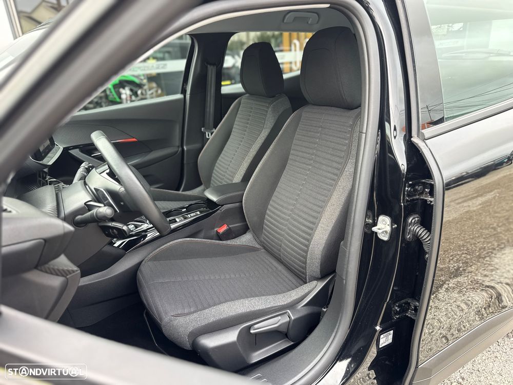 Peugeot 2008 1.2 PureTech Active Pack EAT8 - 9