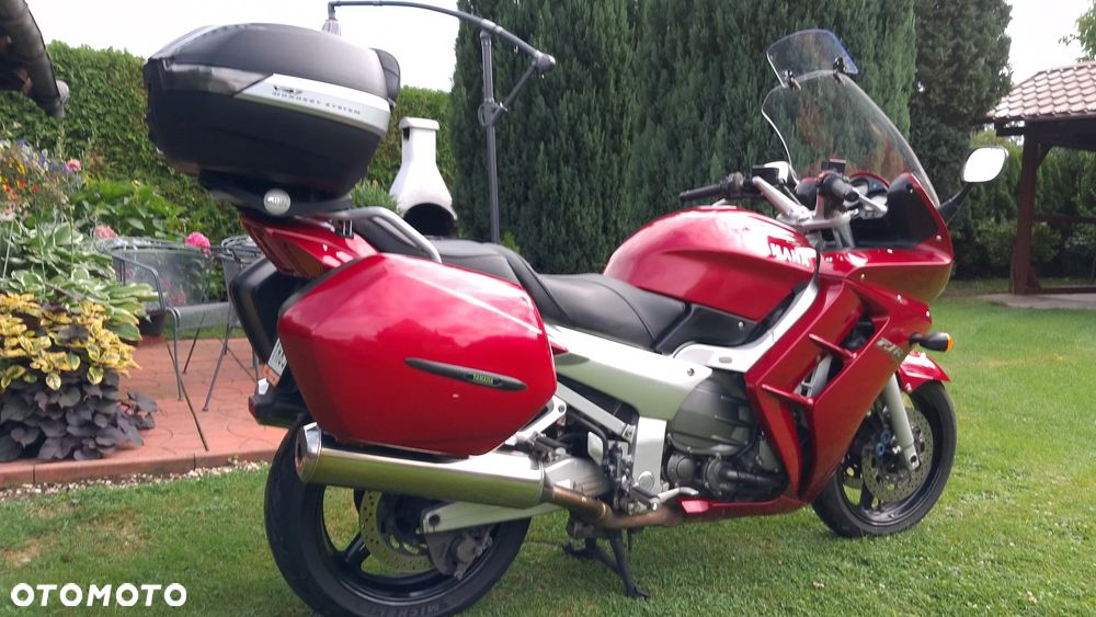 Yamaha FJR - 8